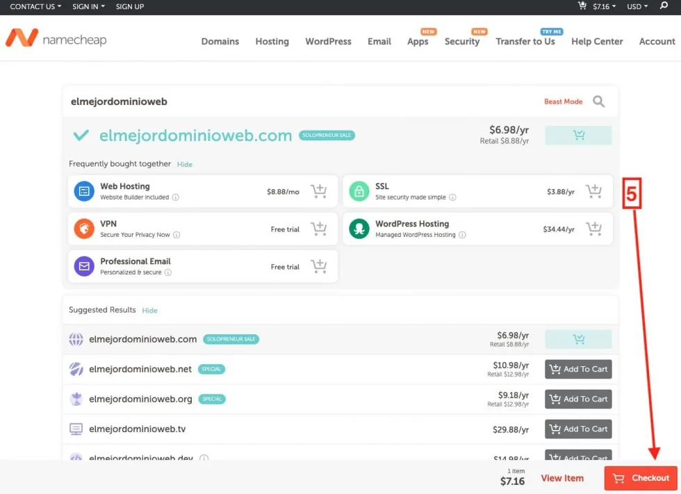 Carrito de compra con servicios adicionales sugeridos por Namecheap